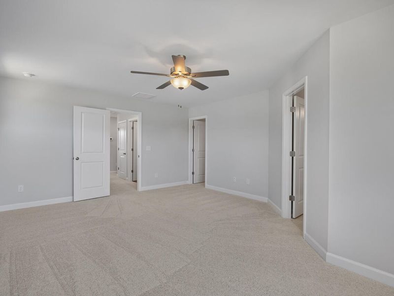 Spacious, unfurnished interior of a new home in Springvale, Fuquay Varina (Image 29).