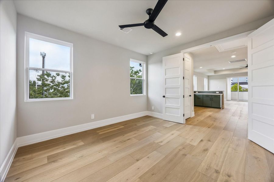 Spacious, unfurnished interior of a new home in , Houston (Image 33). Spacious, unfurnished interior of a new home in , Houston (Image 33).