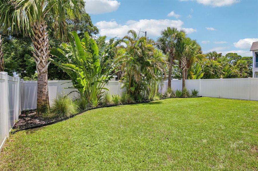 Exterior details and patio area of a home in , St. Petersburg (Image 4). Exterior details and patio area of a home in , St. Petersburg (Image 4).