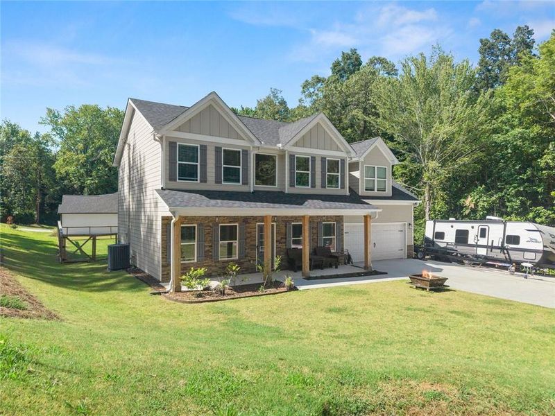 Front exterior of a new home in , Cornelia, GA, highlighting curb appeal (Image 20). Front exterior of a new home in , Cornelia, GA, highlighting curb appeal (Image 20).