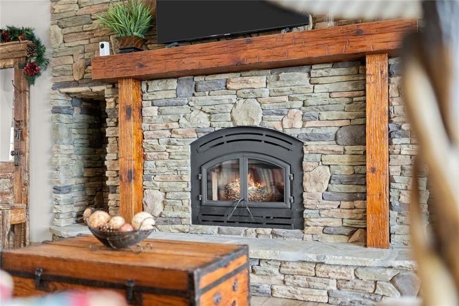 Image 68 of a home in .