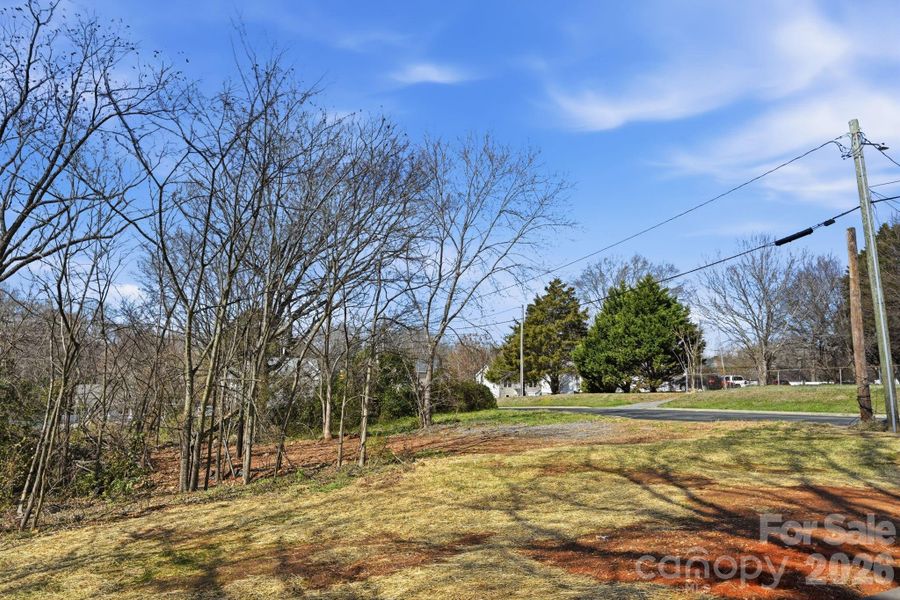 Natural landscape and outdoor views near  in Monroe (Image 31).