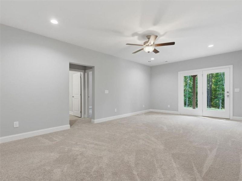 Spacious, unfurnished interior of a new home in , Talking Rock (Image 25).