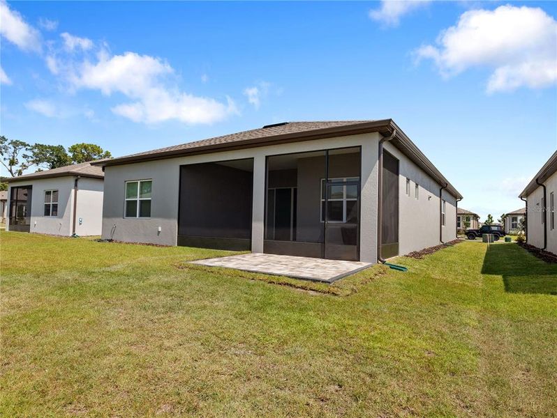 Exterior details and patio area of a home in , Ocala (Image 28).