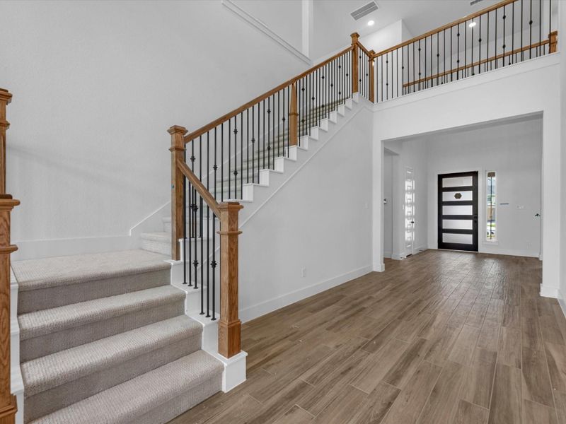 Spacious, unfurnished interior of a new home in Sienna 60’, Missouri City (Image 21). Spacious, unfurnished interior of a new home in Sienna 60’, Missouri City (Image 21).