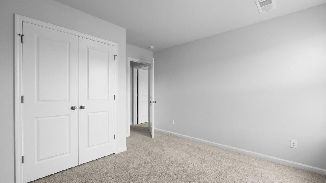 Spacious, unfurnished interior of a new home in Center Pointe, Santee (Image 25).