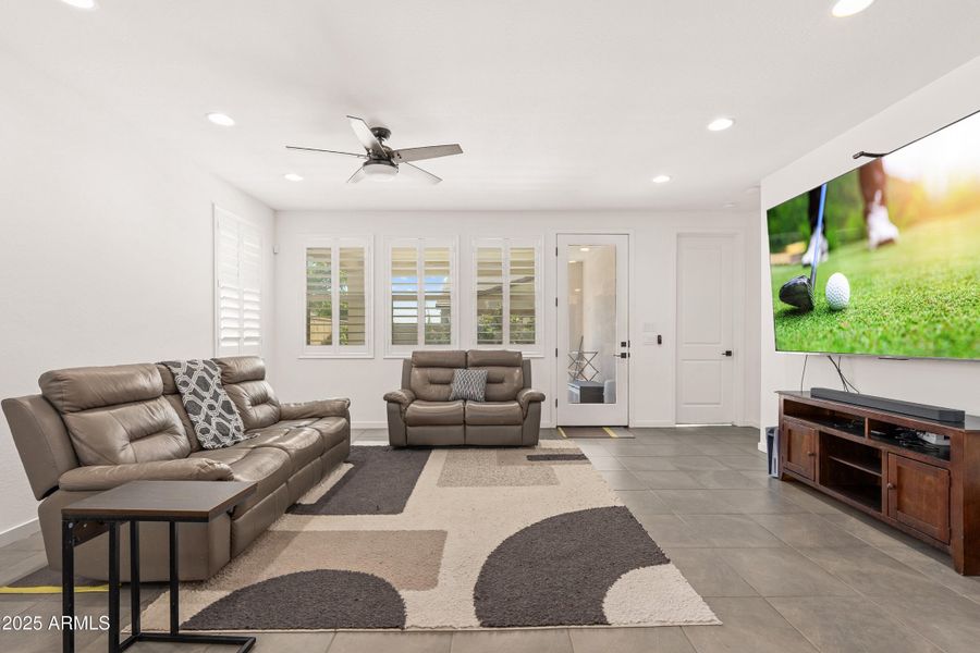 21357 E Macaw Dr - 14