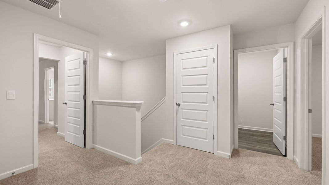 Representative unfurnished interior of a home built from the Salisbury by D.R. Horton in Independence Villas and Townhomes, Loganville (Image 27).