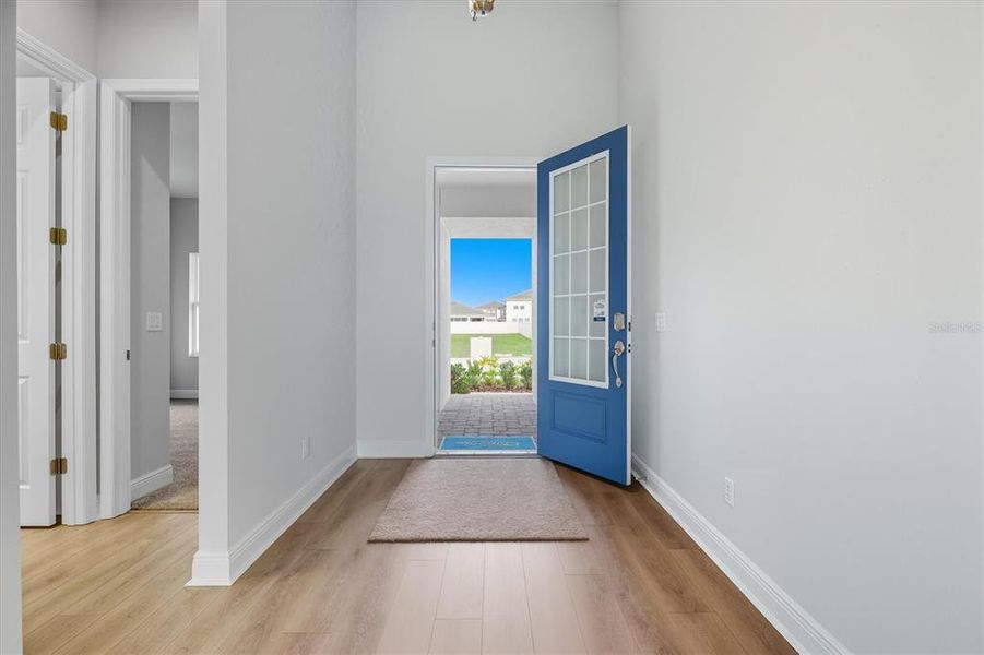 Spacious, unfurnished interior of a new home in Mirada, San Antonio (Image 15).