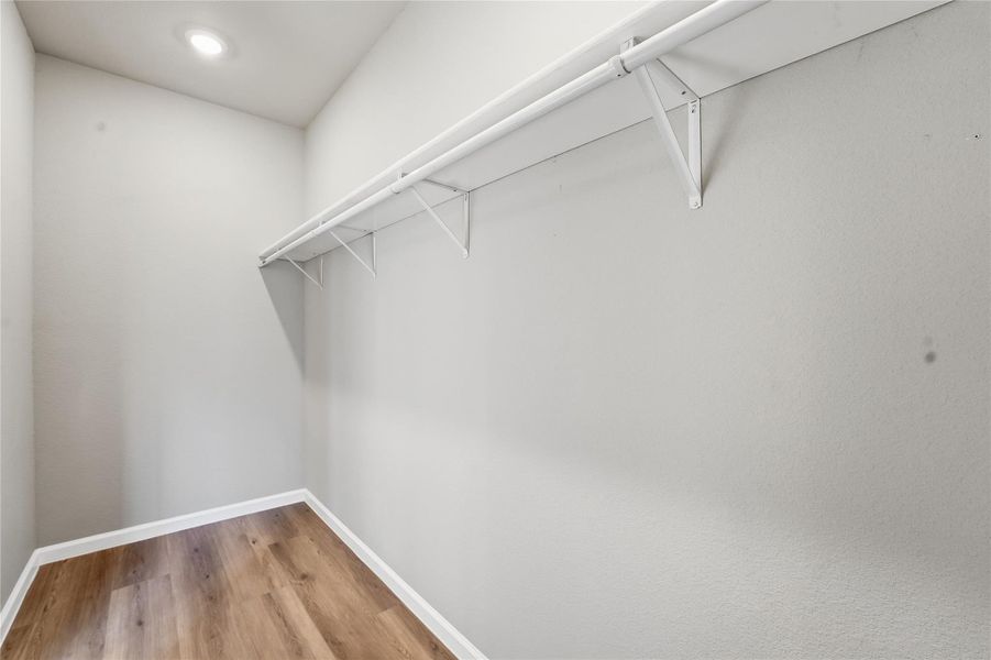 Spacious, unfurnished interior of a new home in , Crosby (Image 15).