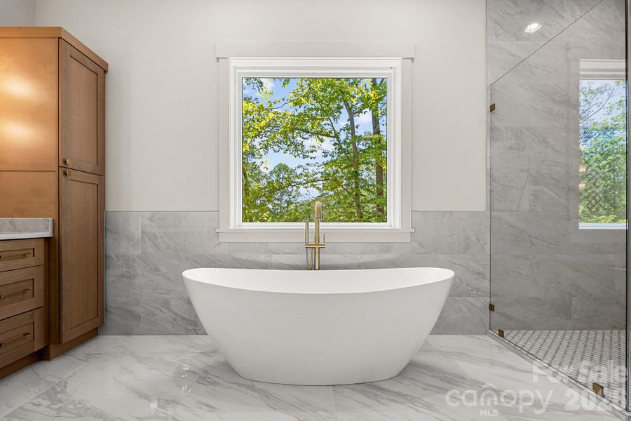 Image 39 of a home in .