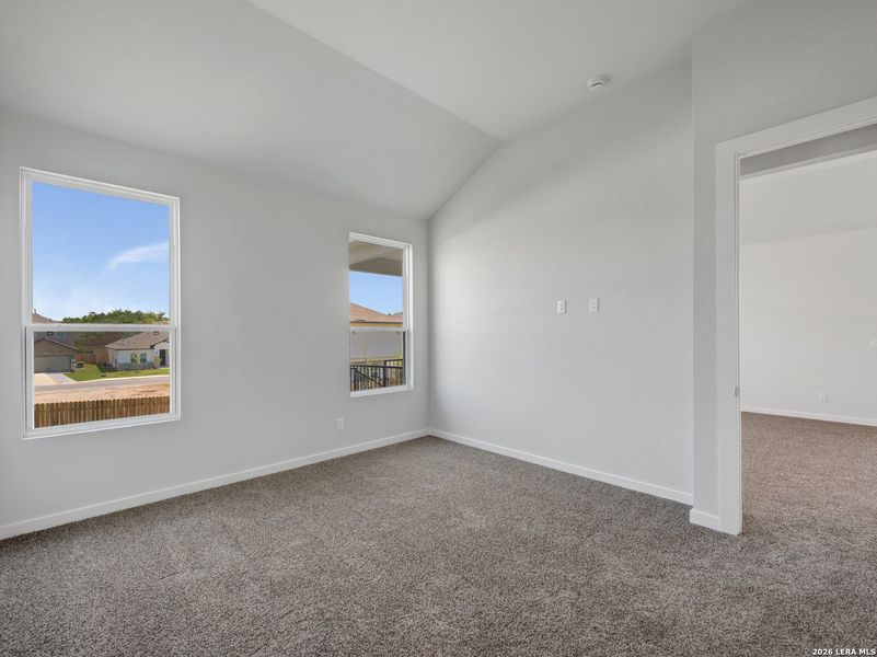 Spacious, unfurnished interior of a new home in , San Antonio (Image 25).