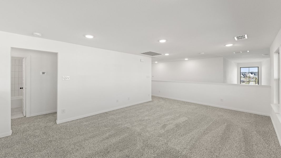 Spacious, unfurnished interior of a new home in Hillside Village 40s, Celina (Image 24).