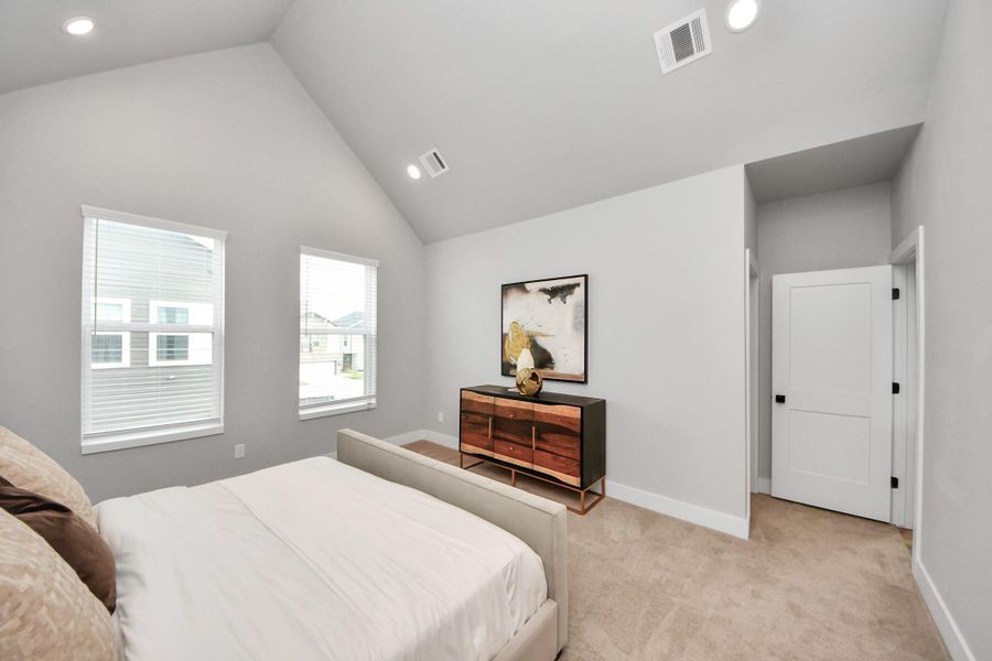 Furnished interior view inside a new home in , Houston (Image 13).
