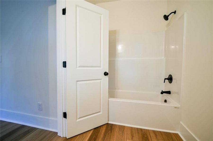 Spacious, unfurnished interior of a new home in , Monticello (Image 28).