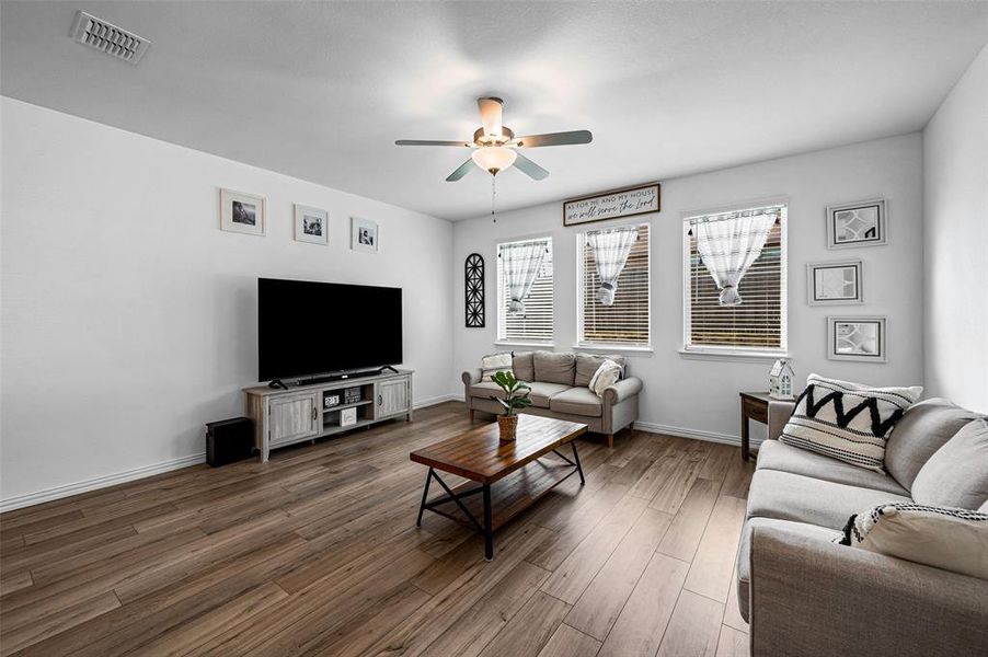 Furnished interior view inside a new home in Azle Grove, Azle (Image 8).