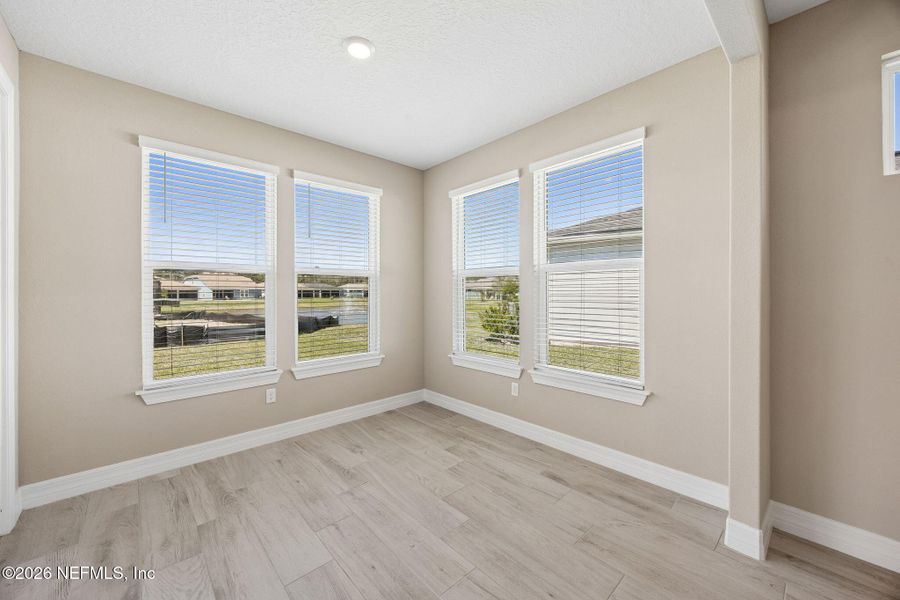 Spacious, unfurnished interior of a new home in , Yulee (Image 37).