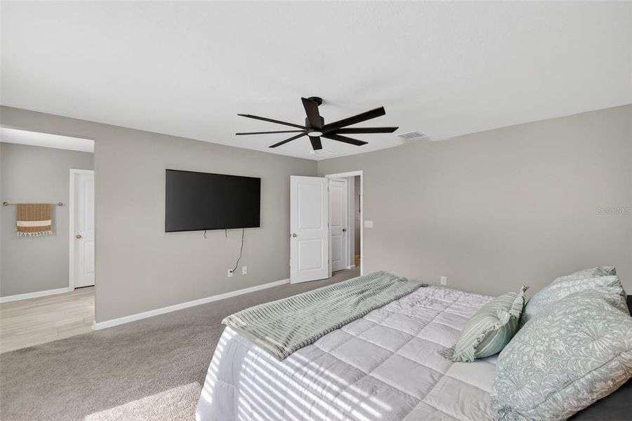 Furnished interior view inside a new home in Seasons at Spring Creek, Okahumpka (Image 18). Furnished interior view inside a new home in Seasons at Spring Creek, Okahumpka (Image 18).