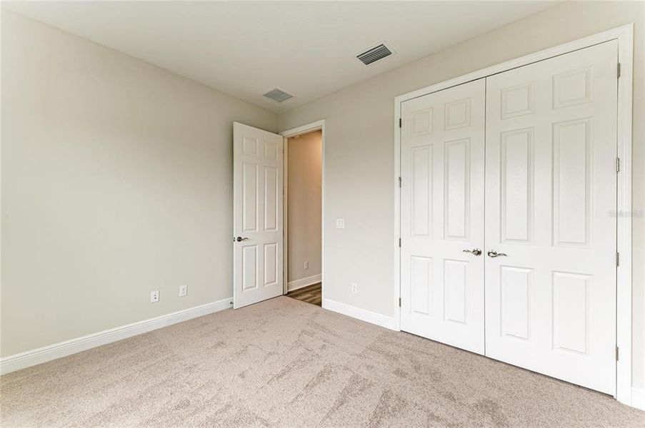 Spacious, unfurnished interior of a new home in Mirada, San Antonio (Image 21).