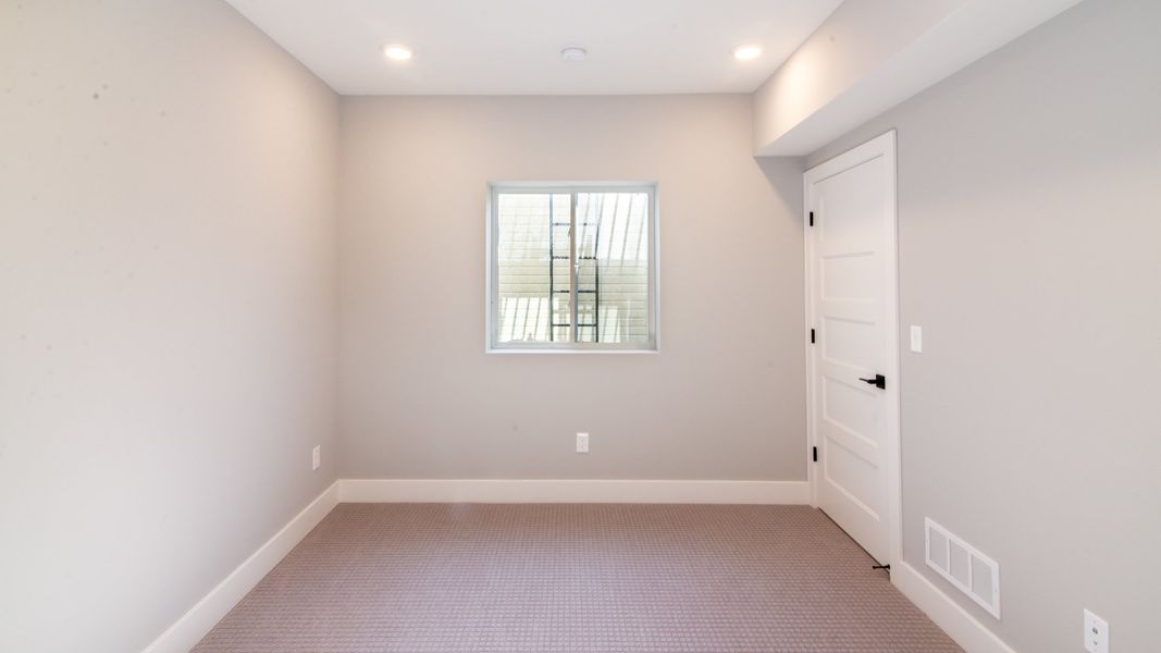 Representative unfurnished interior of a home built from the The Chesterfield by Norfolk Homes in Valleys, Jackson (Image 84).