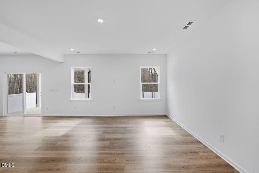 hj-nc-raleigh-eagle-trace-hamilton-d-lot