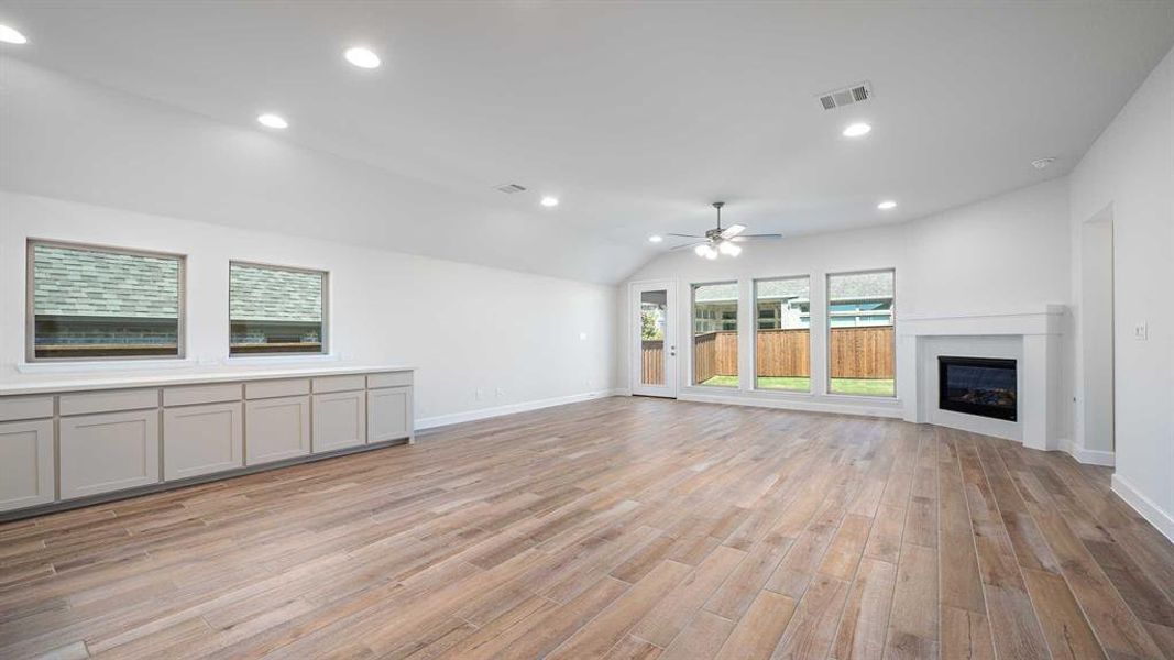 Spacious, unfurnished interior of a new home in , Lavon (Image 17). Spacious, unfurnished interior of a new home in , Lavon (Image 17).