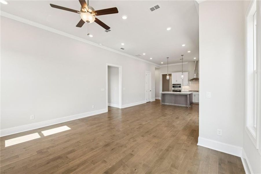 Spacious, unfurnished interior of a new home in Aberdeen, Hoschton (Image 22).