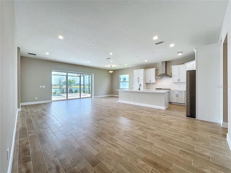 Spacious, unfurnished interior of a new home in Watercolor Place Single Family Homes, Bradenton (Image 42).