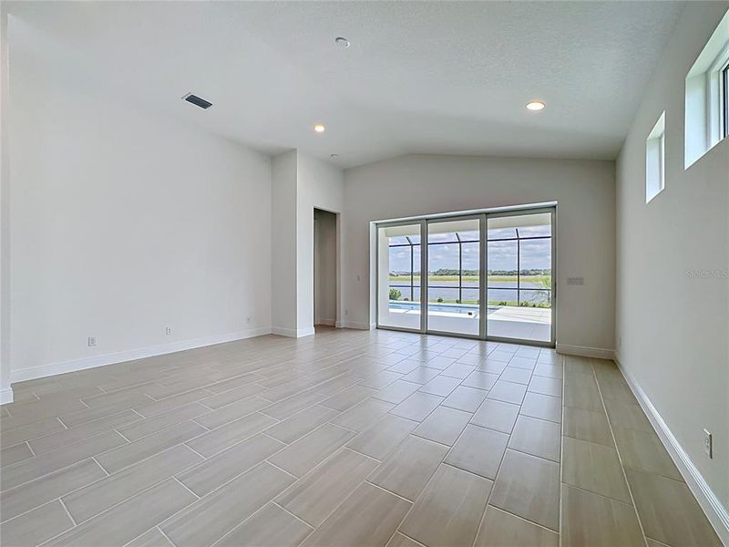 Spacious, unfurnished interior of a new home in Watercolor Place, Bradenton (Image 41). Spacious, unfurnished interior of a new home in Watercolor Place, Bradenton (Image 41).