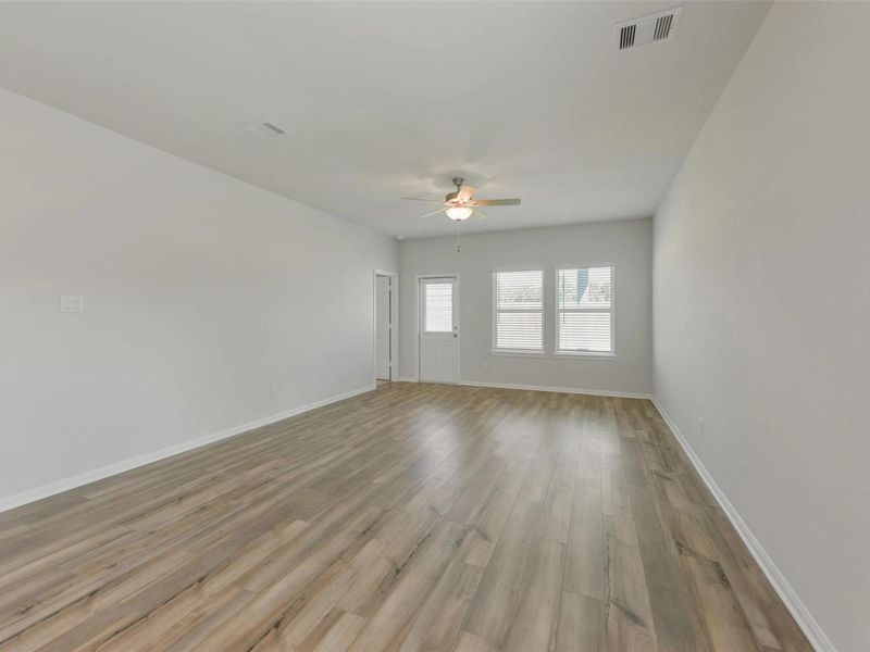 Spacious, unfurnished interior of a new home in The Villages at WestPointe, Dayton (Image 20).