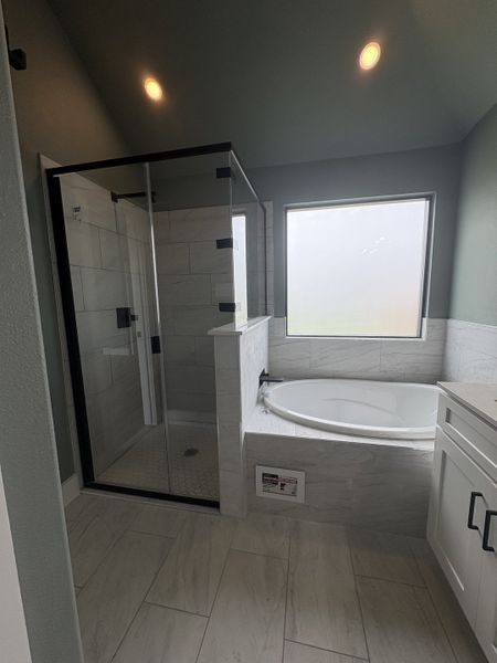 Furnished interior view inside a new home in Stillwater Lake Estates, Godley (Image 6).