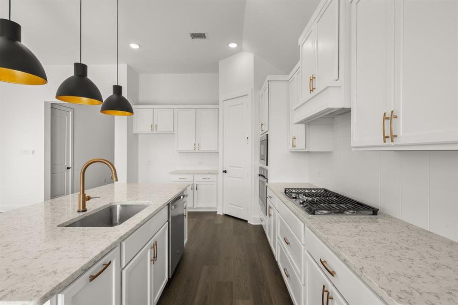 2449 Hitchford- Kitchen-3