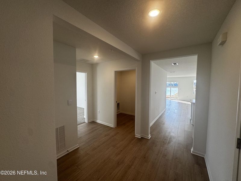 Spacious, unfurnished interior of a new home in The Arbors, Jacksonville (Image 30).