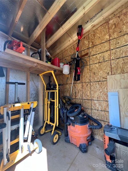 So much storage for tools!