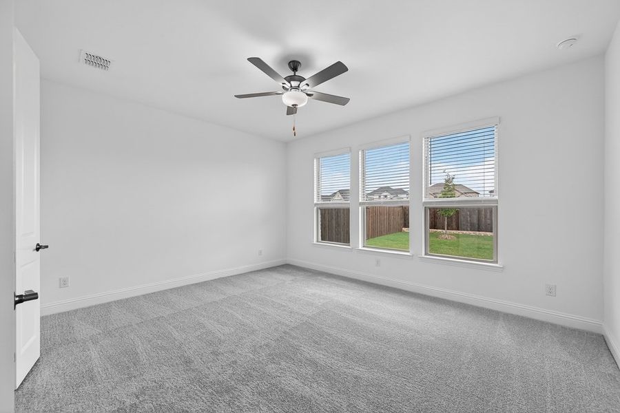 Spacious, unfurnished interior of a new home in The Ridge at Northlake, Northlake (Image 16).