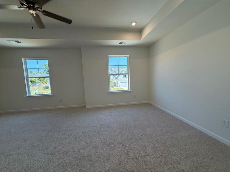 Spacious, unfurnished interior of a new home in Maple Village, Adairsville (Image 18).