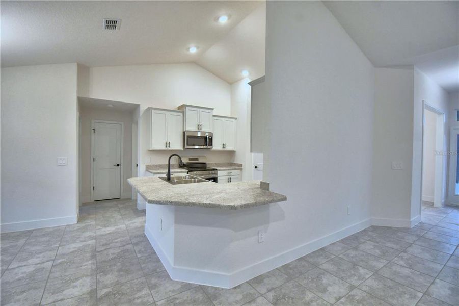 Furnished interior view inside a new home in Cadence Crossing, Auburndale (Image 15). Furnished interior view inside a new home in Cadence Crossing, Auburndale (Image 15).