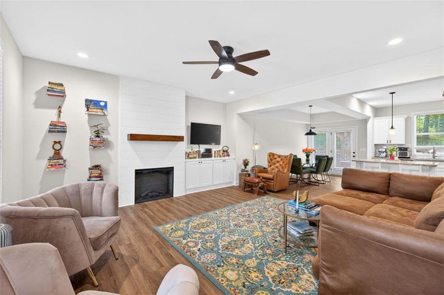 Furnished interior view inside a new home in , Monroe (Image 5).