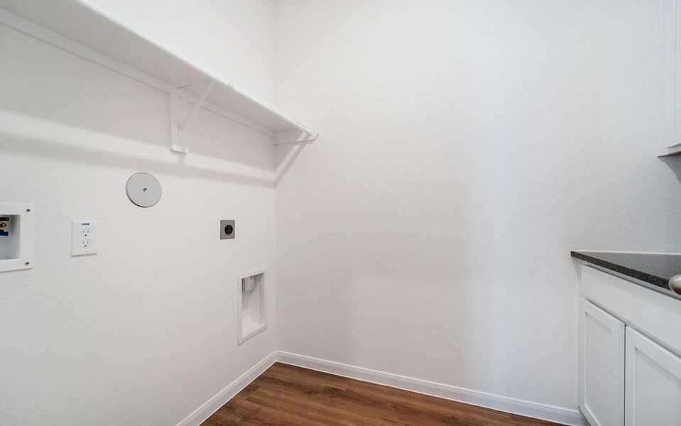 Spacious, unfurnished interior of a new home in Sweetgrass Village, Crosby (Image 18). Spacious, unfurnished interior of a new home in Sweetgrass Village, Crosby (Image 18).