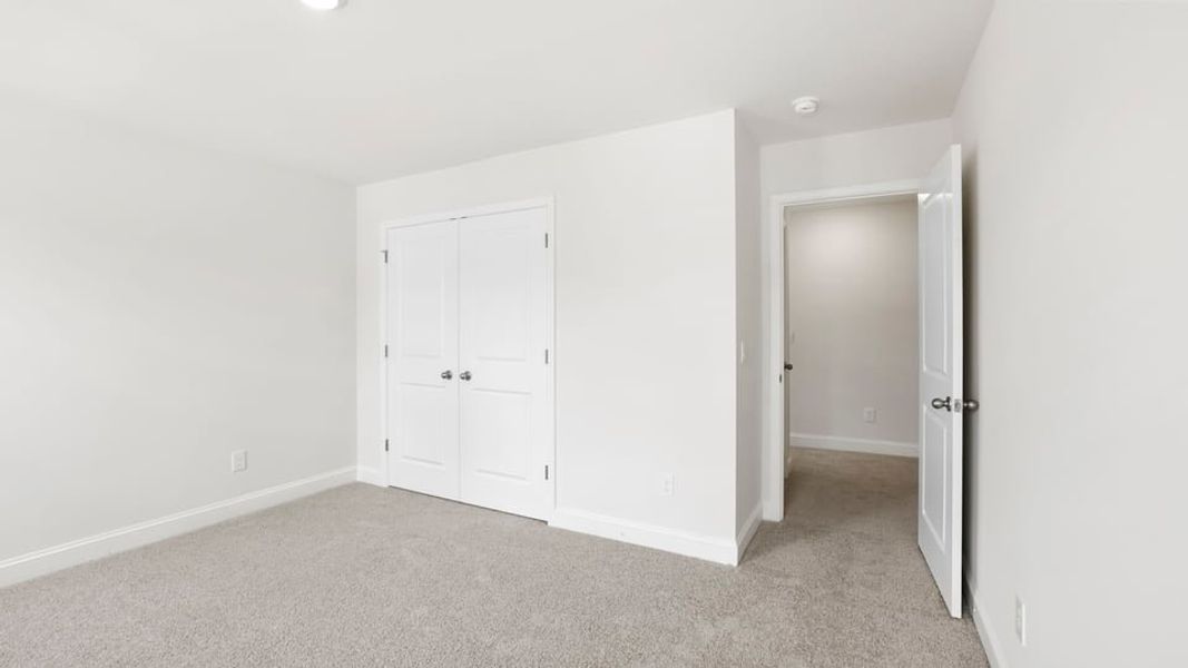 Spacious, unfurnished interior of a new home in Briargate, Fountain Inn (Image 27).