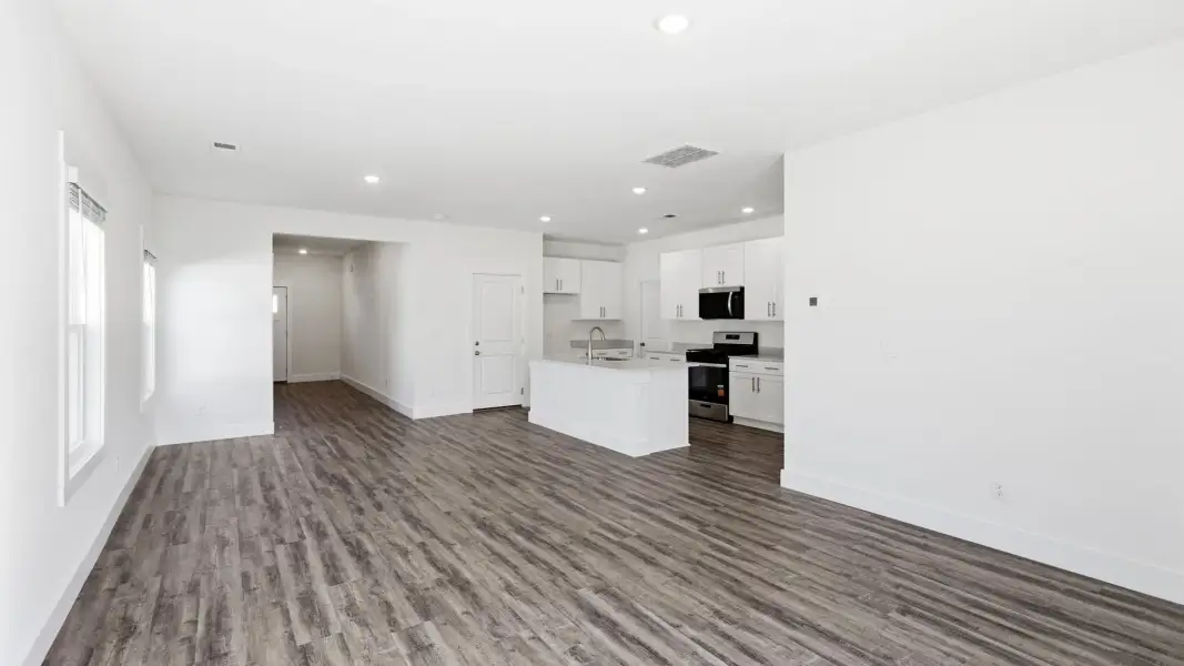 Spacious, unfurnished interior of a new home in Fieldcrest Acres, Blountville (Image 16). Spacious, unfurnished interior of a new home in Fieldcrest Acres, Blountville (Image 16).