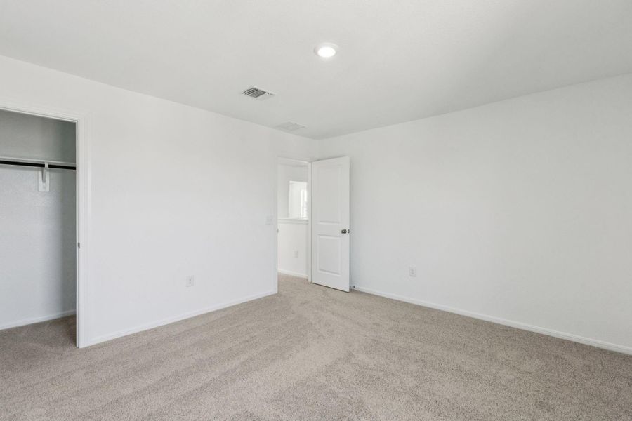 Spacious, unfurnished interior of a new home in Windcress, Cove (Image 30). Spacious, unfurnished interior of a new home in Windcress, Cove (Image 30).