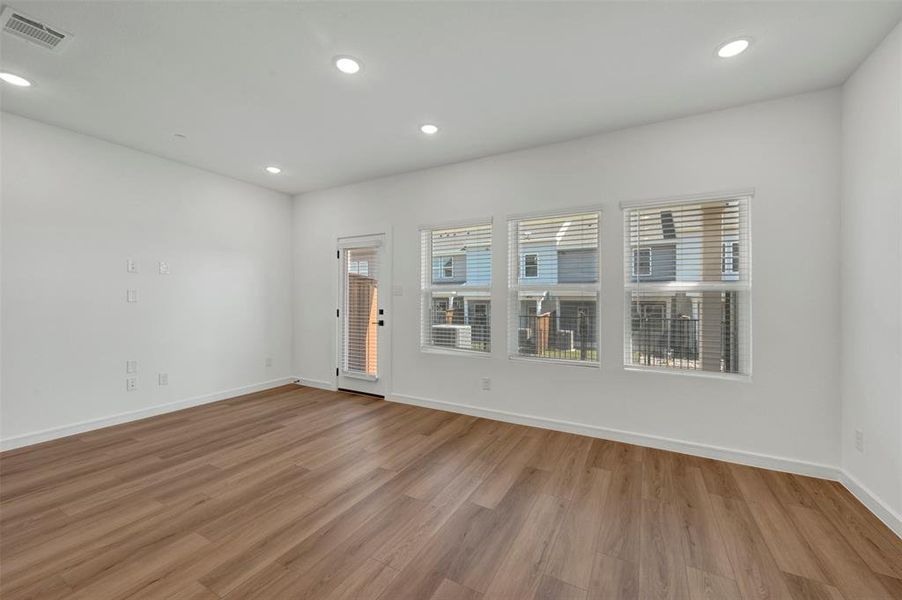Spacious, unfurnished interior of a new home in Providence Commons, Providence Village (Image 26).