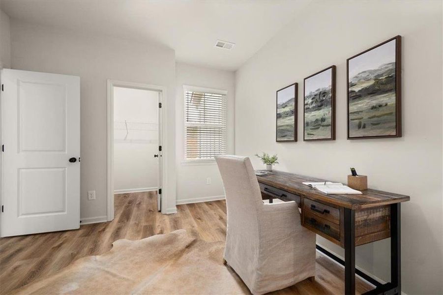 Furnished interior view inside a new home in , Jasper (Image 20).