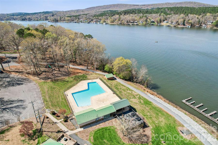 Image 40 of a home in .