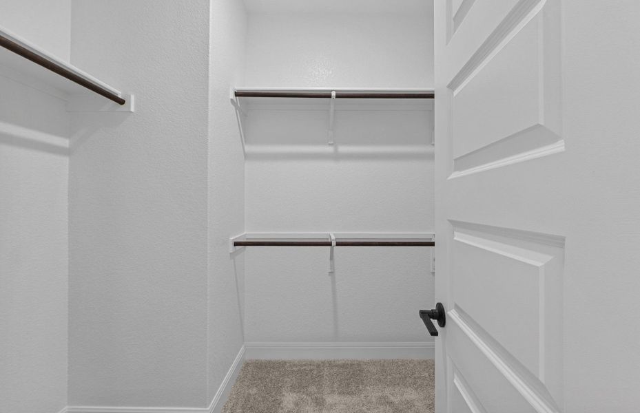 Spacious, unfurnished interior of a new home in Lagos, Manor (Image 36).