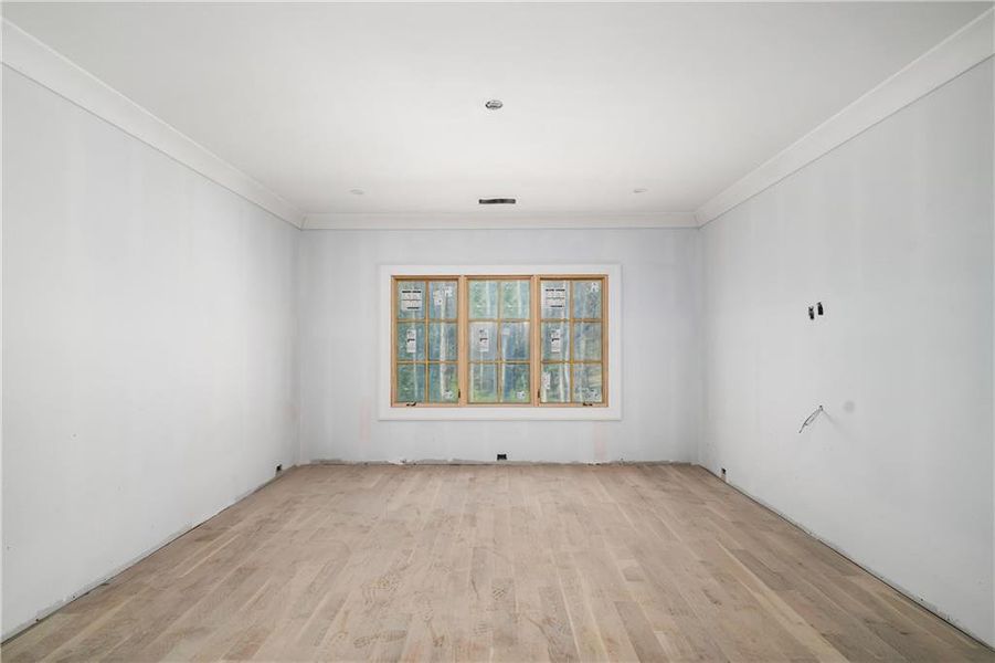 Spacious, unfurnished interior of a new home in , Milton (Image 13).
