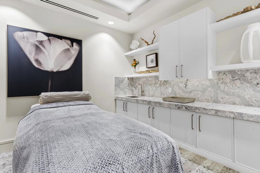 VG Clubhouse - Spa-Massage5