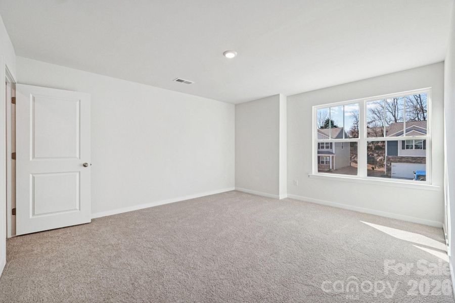 Spacious, unfurnished interior of a new home in Lakeshore at Windstone, Mooresville (Image 19).