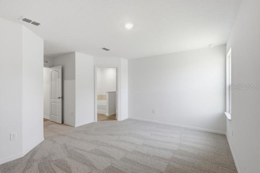 Spacious, unfurnished interior of a new home in Palm Coast, Palm Coast (Image 35).